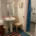 Utoopia Kuelalistemaja Viscosas