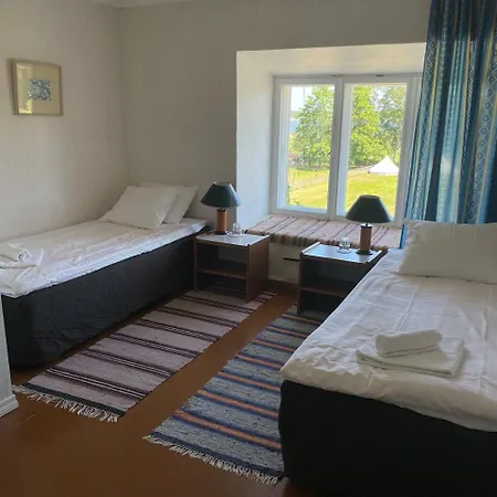 Inn Utoopia Kuelalistemaja Viscosas *