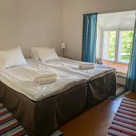 Inn Utoopia Kuelalistemaja Viscosas