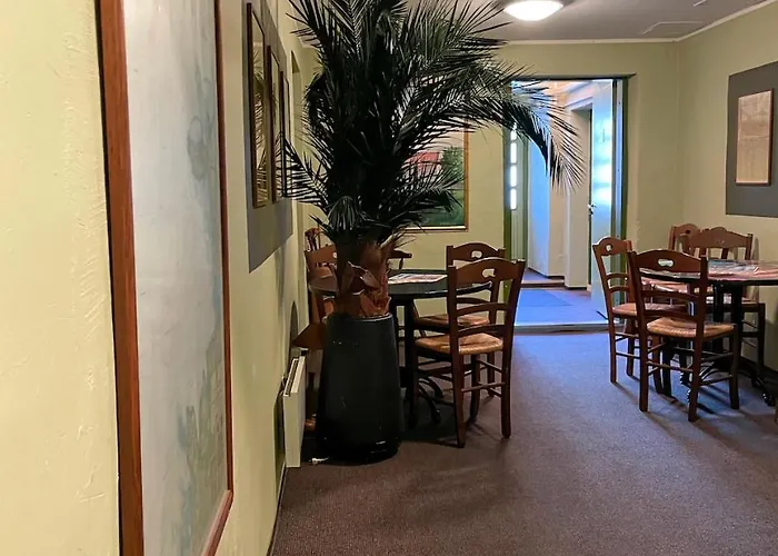 Utoopia Kuelalistemaja Viscosas *